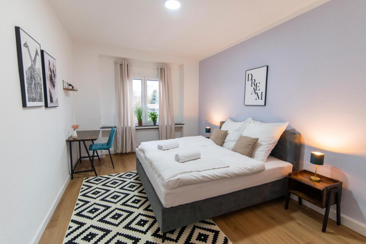 Peter Apartments - Wohnung 90Qm, 3 Schlafzimmer, Kueche, Wohnzimmer, Balkon, Netflix Fulda Zewnętrze zdjęcie