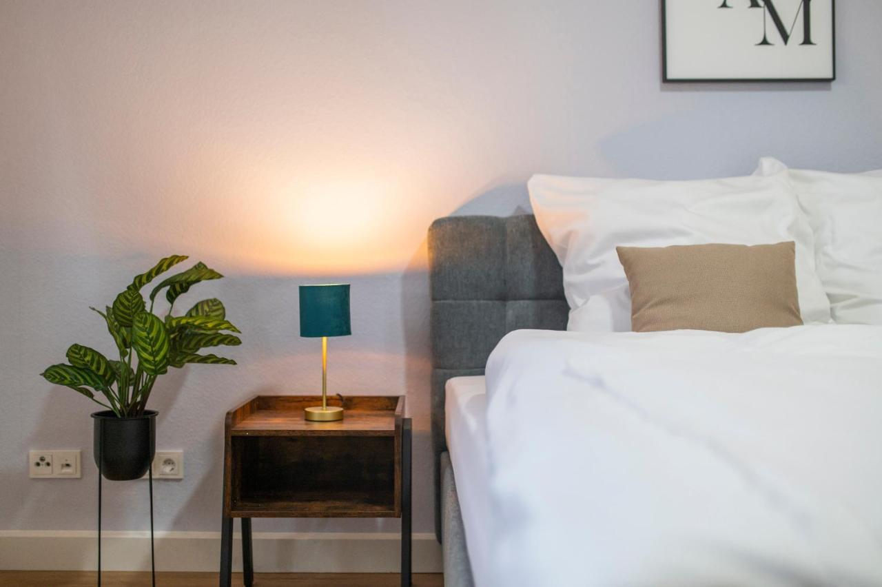 Peter Apartments - Wohnung 90Qm, 3 Schlafzimmer, Kueche, Wohnzimmer, Balkon, Netflix Fulda Zewnętrze zdjęcie