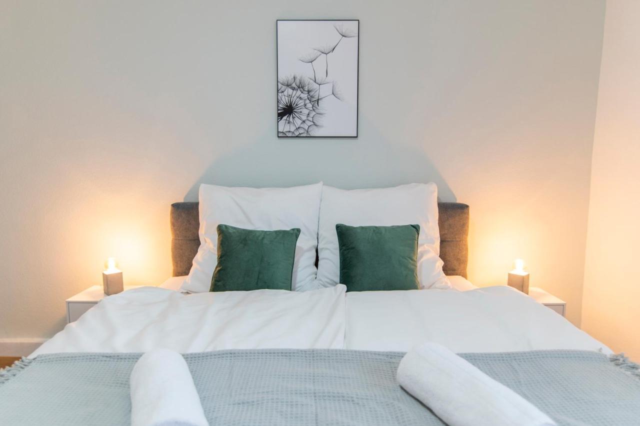 Peter Apartments - Wohnung 90Qm, 3 Schlafzimmer, Kueche, Wohnzimmer, Balkon, Netflix Fulda Zewnętrze zdjęcie