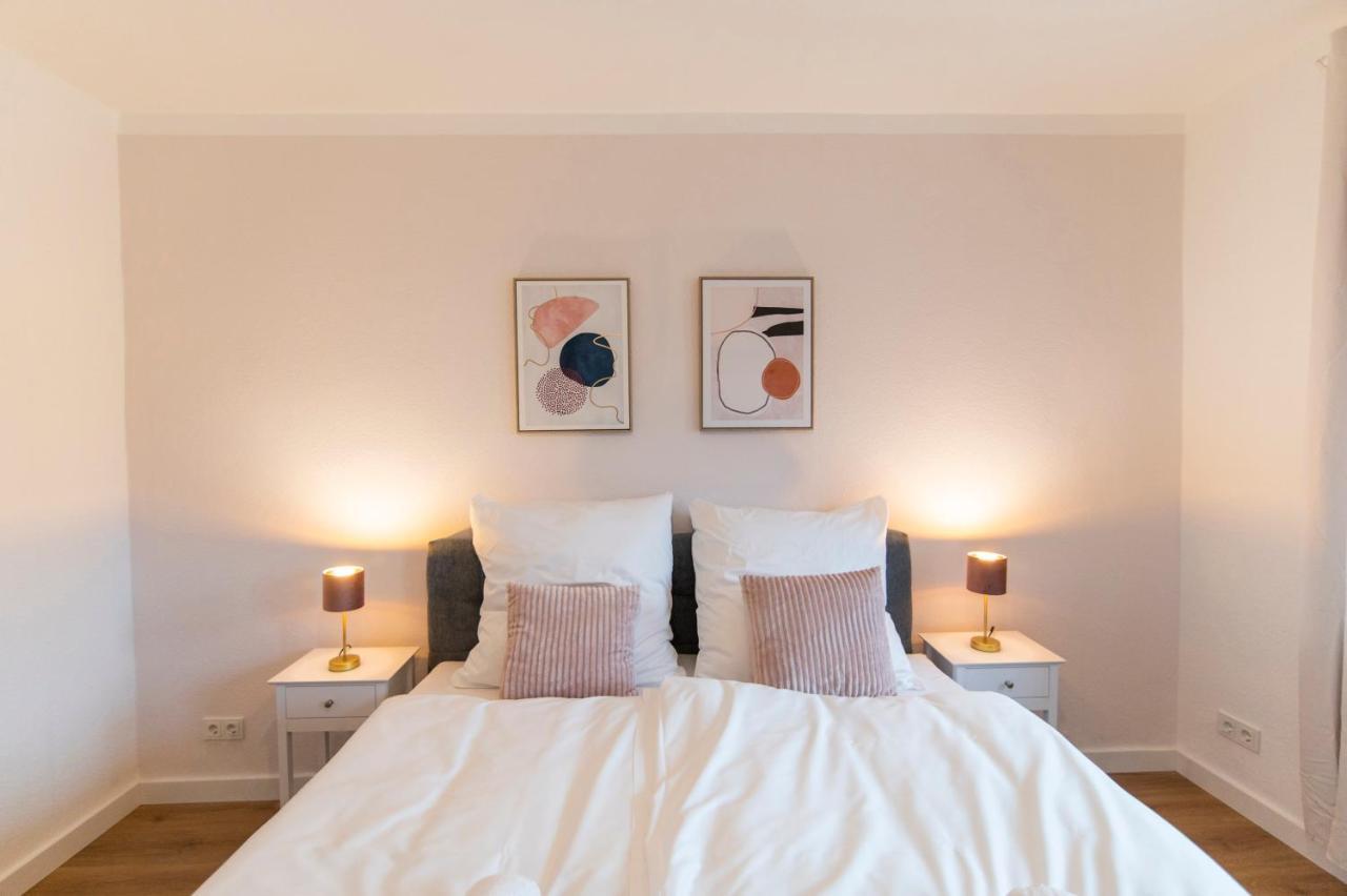 Peter Apartments - Wohnung 90Qm, 3 Schlafzimmer, Kueche, Wohnzimmer, Balkon, Netflix Fulda Zewnętrze zdjęcie
