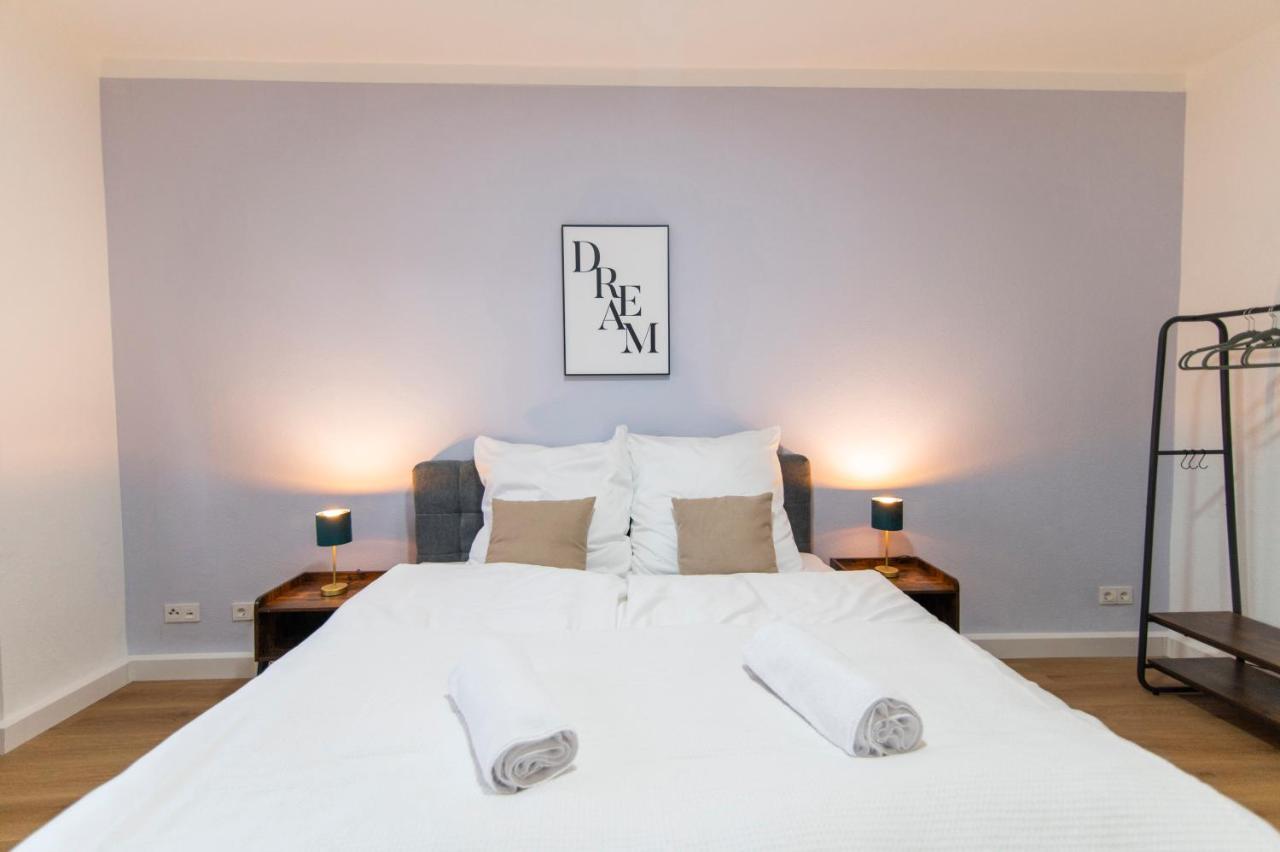 Peter Apartments - Wohnung 90Qm, 3 Schlafzimmer, Kueche, Wohnzimmer, Balkon, Netflix Fulda Zewnętrze zdjęcie