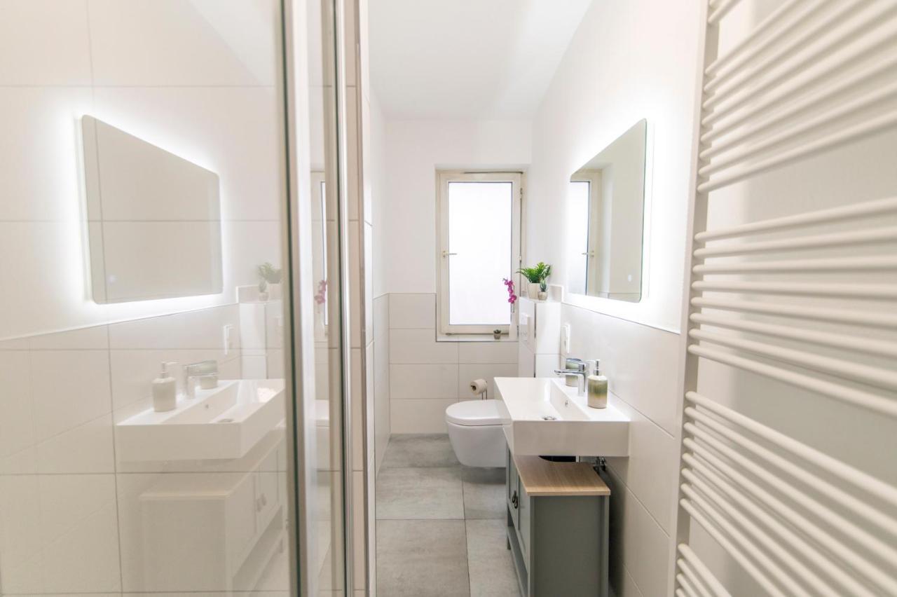 Peter Apartments - Wohnung 90Qm, 3 Schlafzimmer, Kueche, Wohnzimmer, Balkon, Netflix Fulda Zewnętrze zdjęcie